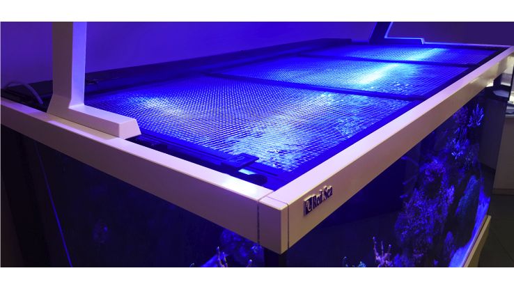 Red Sea Aquariennetzabdeckung 24''/60cm (inkl. 1 Universalausschnitt) (R42080)